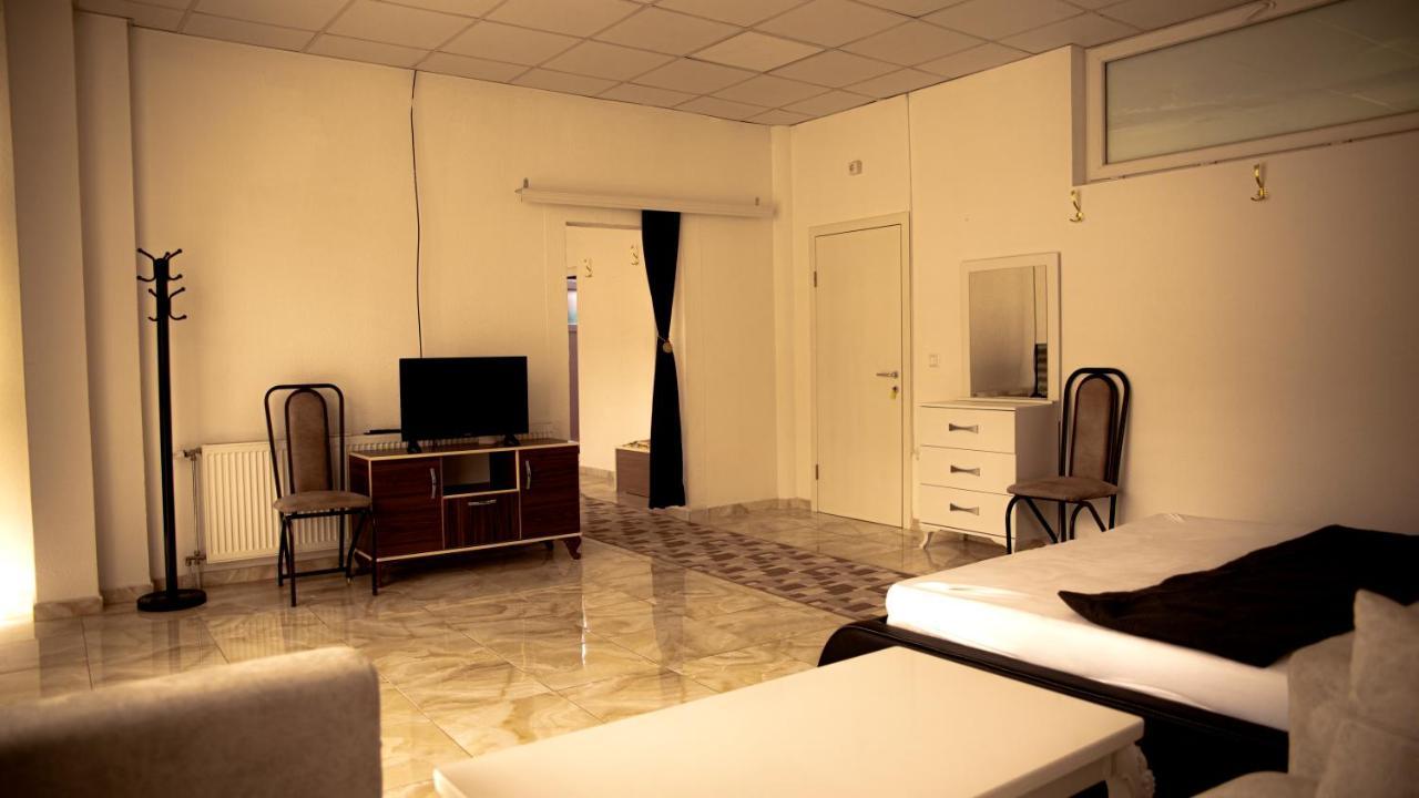 Rio Hotel Prizren Exterior photo